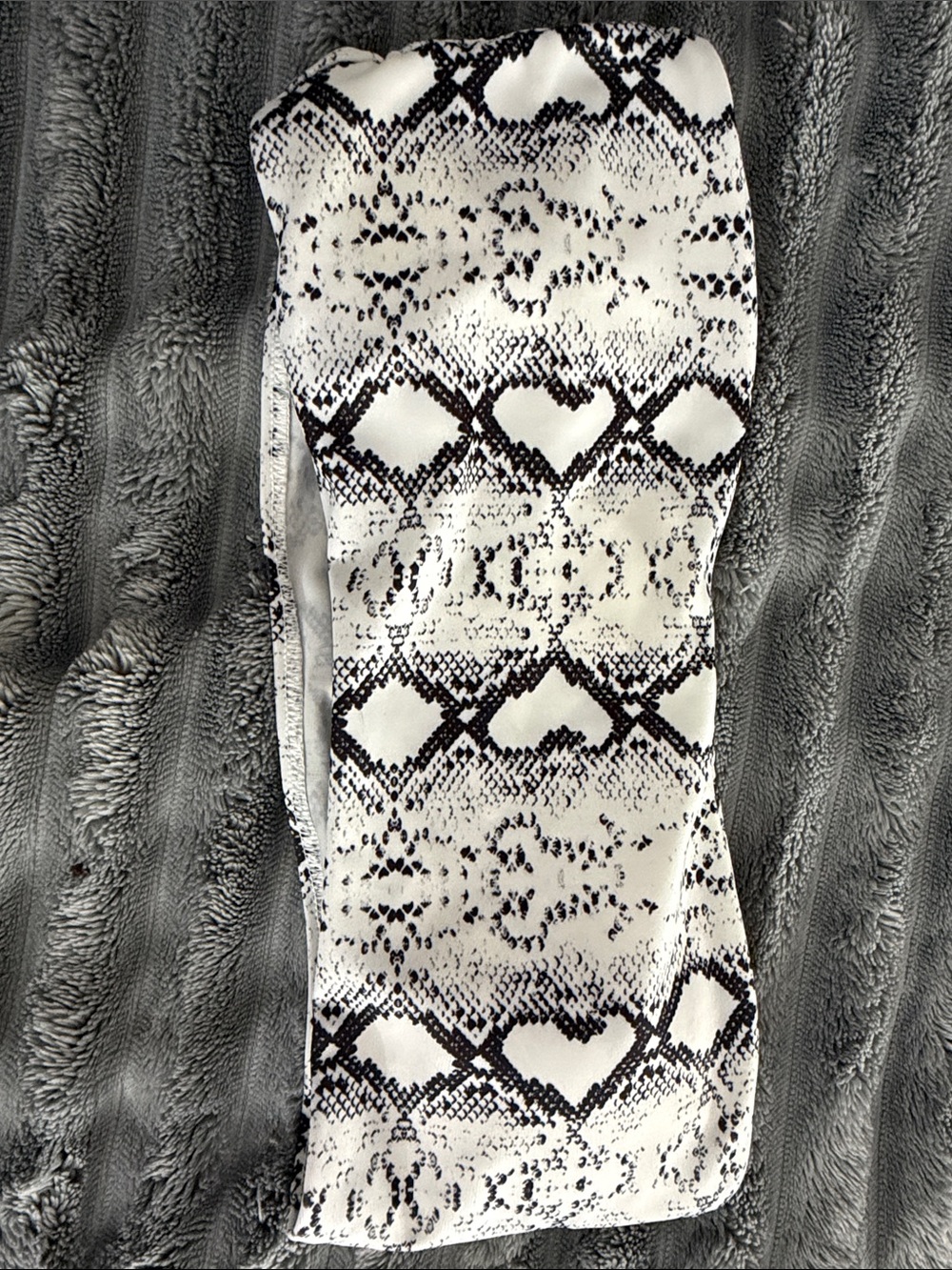 Black & White Snake Print bathing suit Top